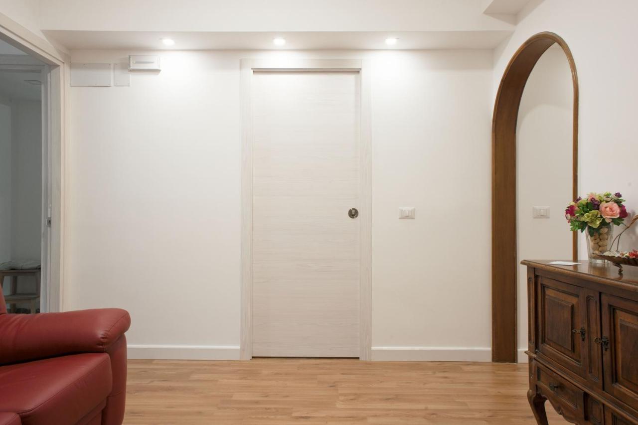 C&C Bedrooms Мессіна Екстер'єр фото